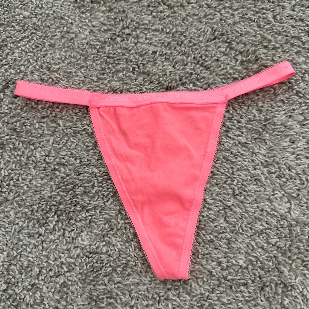 2013 Victoria’s Secret V-String Panty